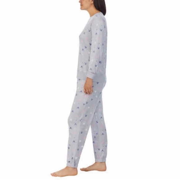 NWT Disney 2-piece pajama set - Picture 2 of 9